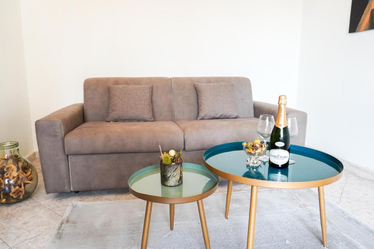 Fiera Apartment Перо Екстер'єр фото